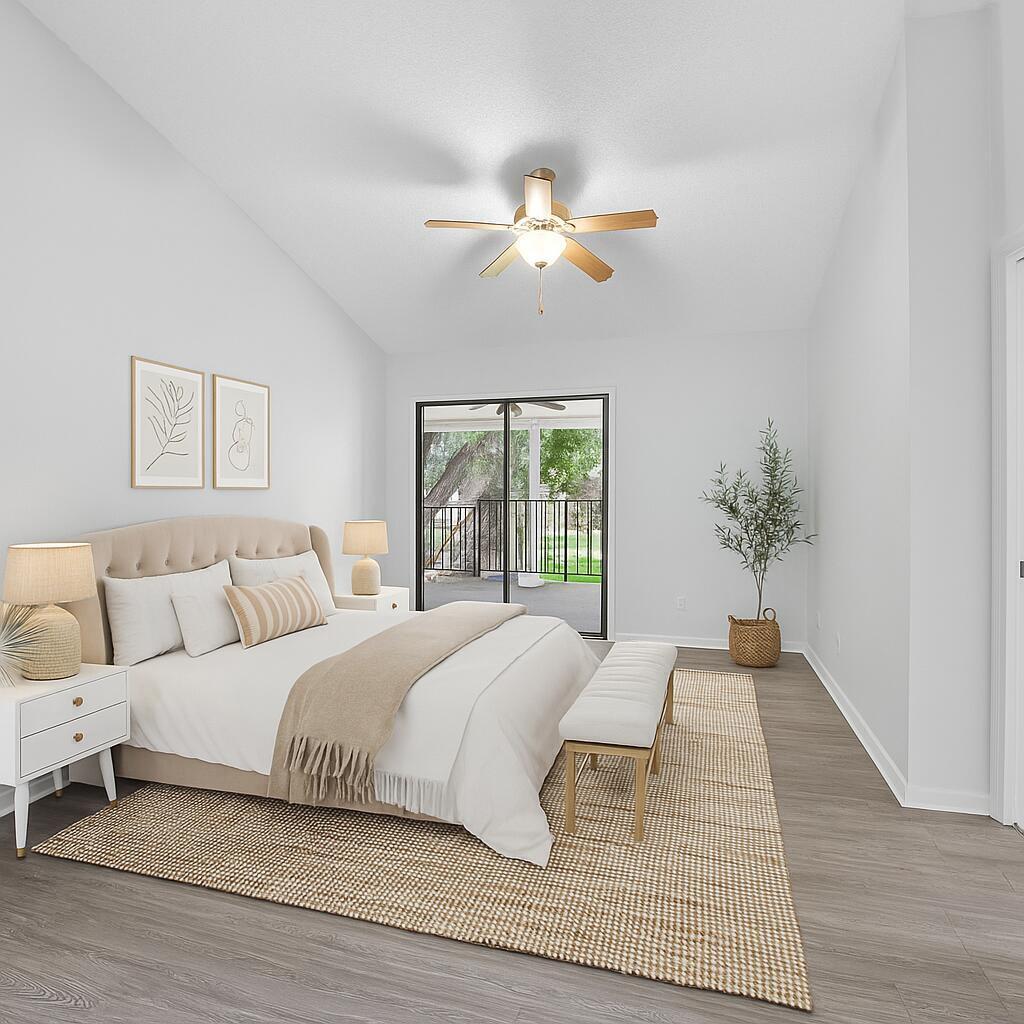 COACH HOUSES OF TOWN PLACE CONDO - Residential Lease