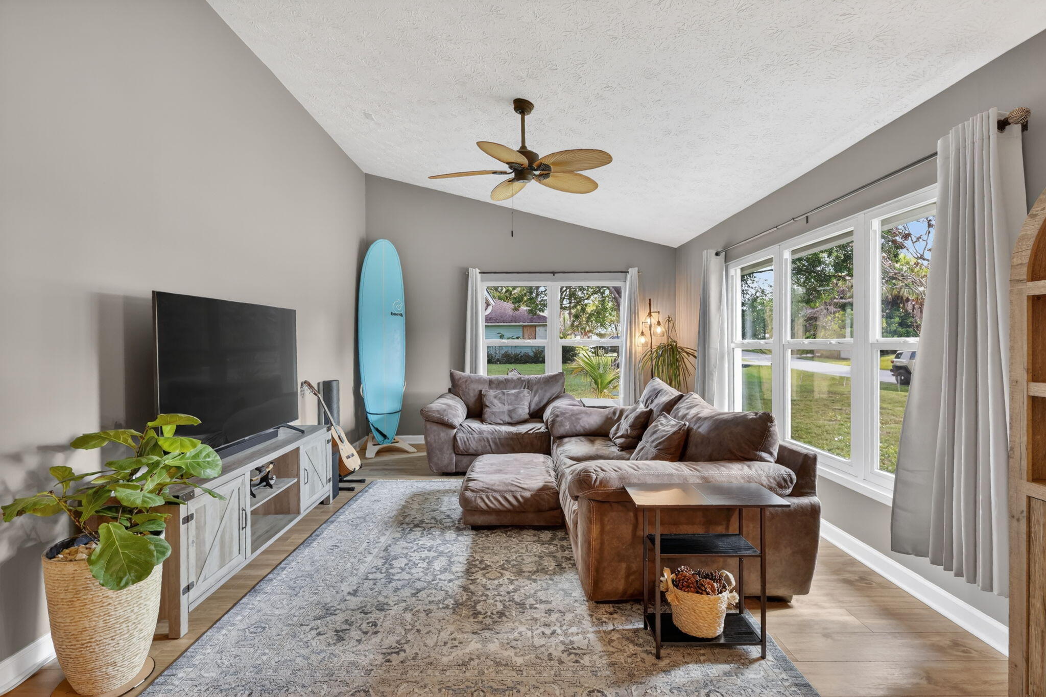 784 Wisper Bay Drive