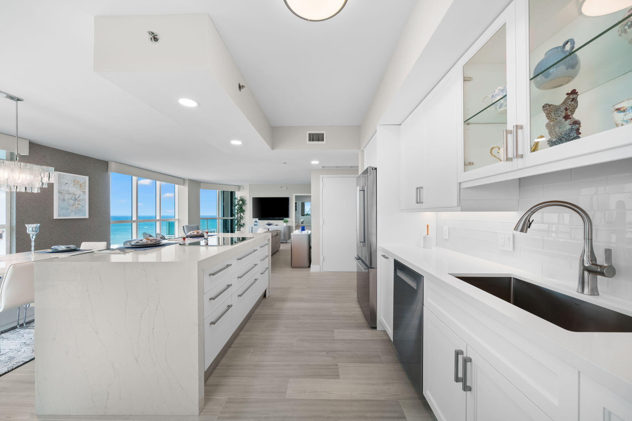 LAS OLAS BEACH CLUB - Residential