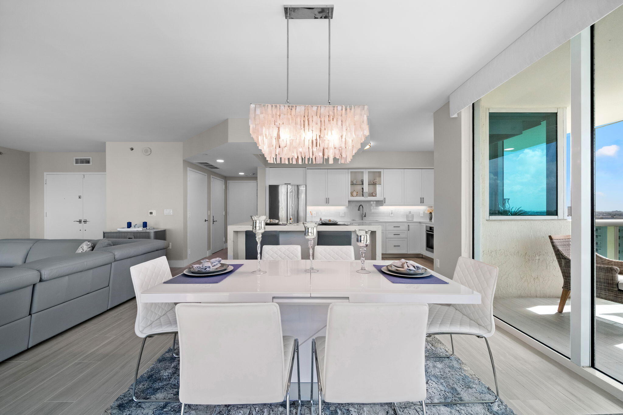 LAS OLAS BEACH CLUB - Residential