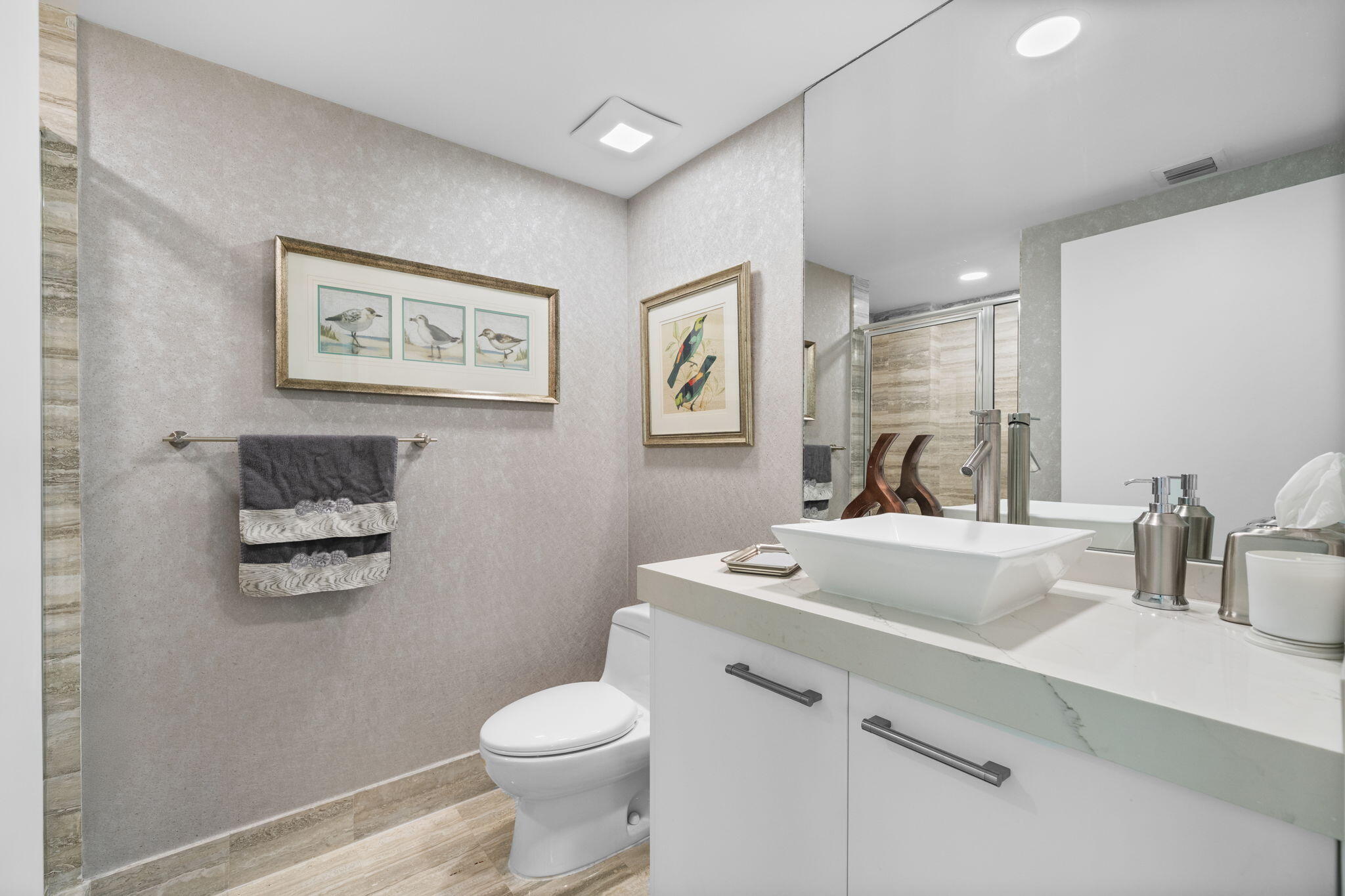 LAS OLAS BEACH CLUB - Residential