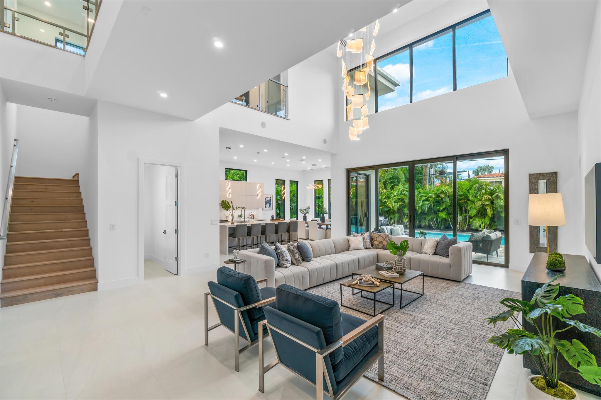 WHISEM UNIT B - Residential