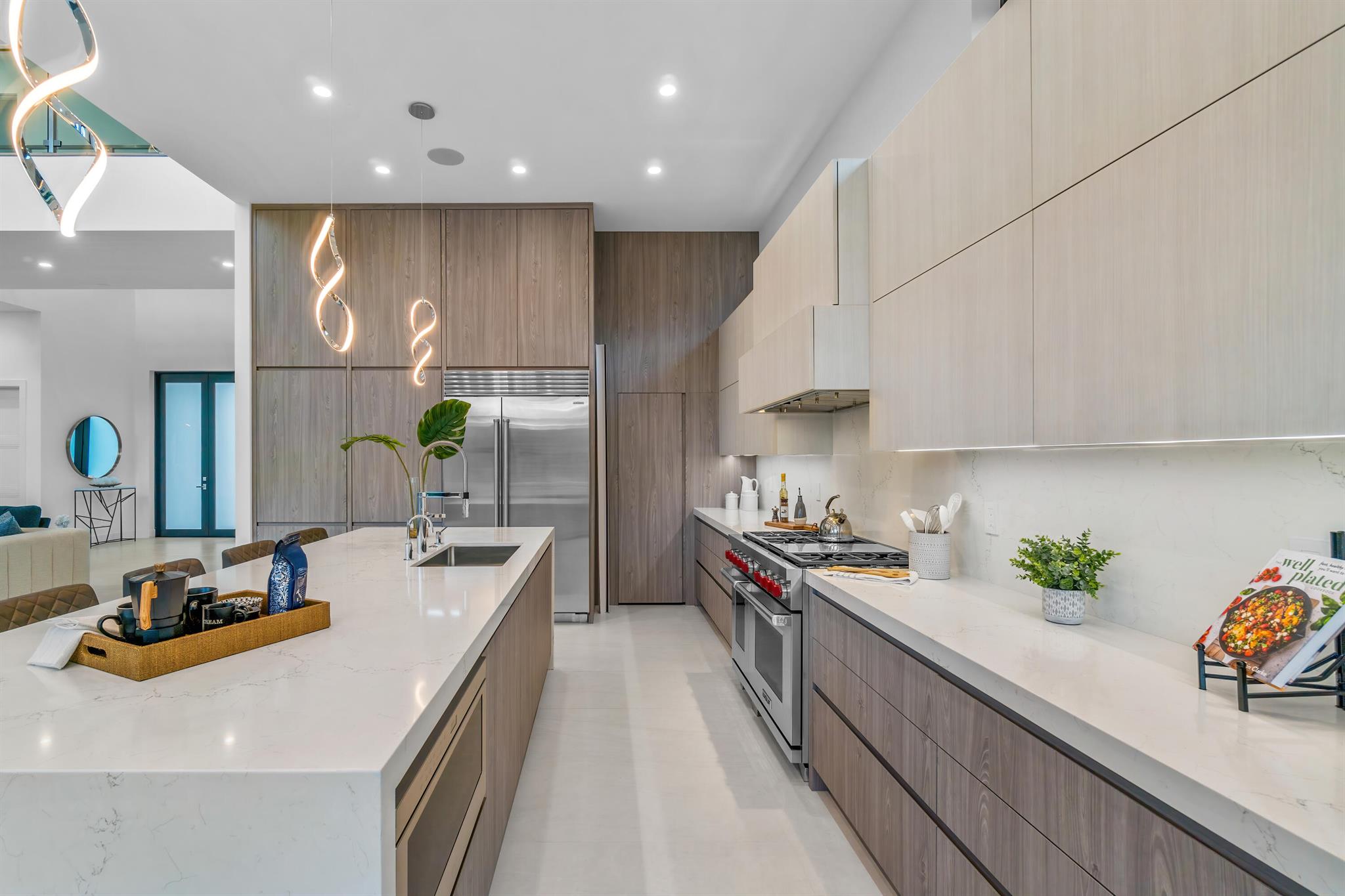 WHISEM UNIT B - Residential