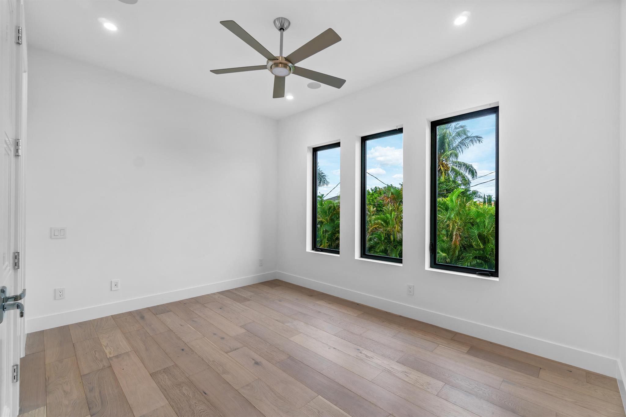 WHISEM UNIT B - Residential