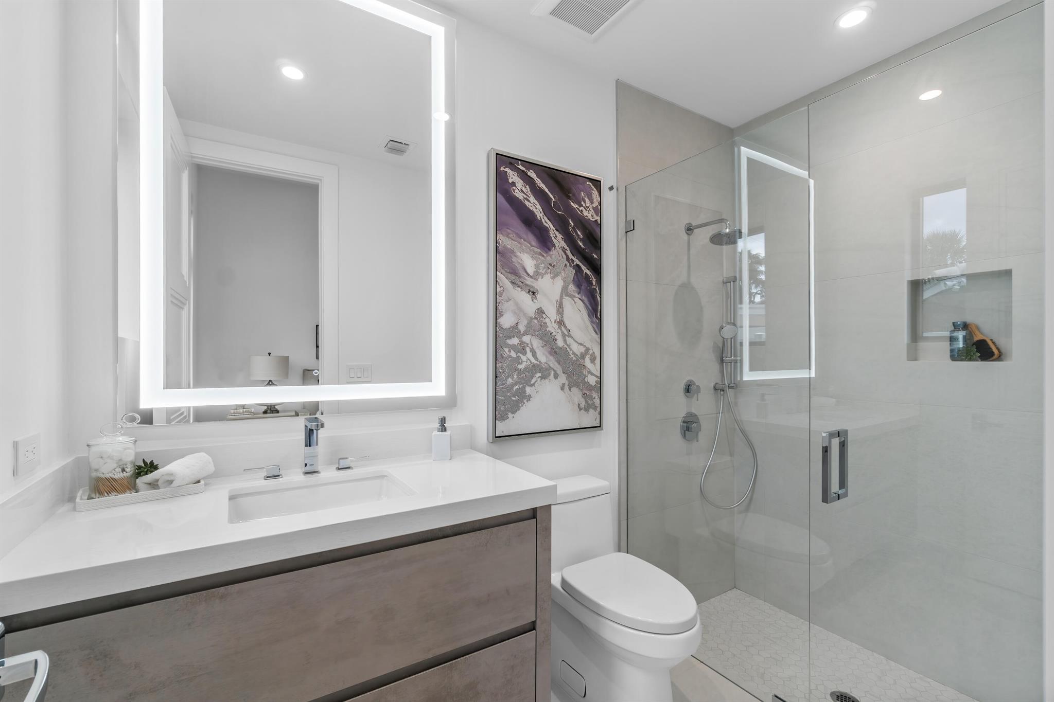 WHISEM UNIT B - Residential