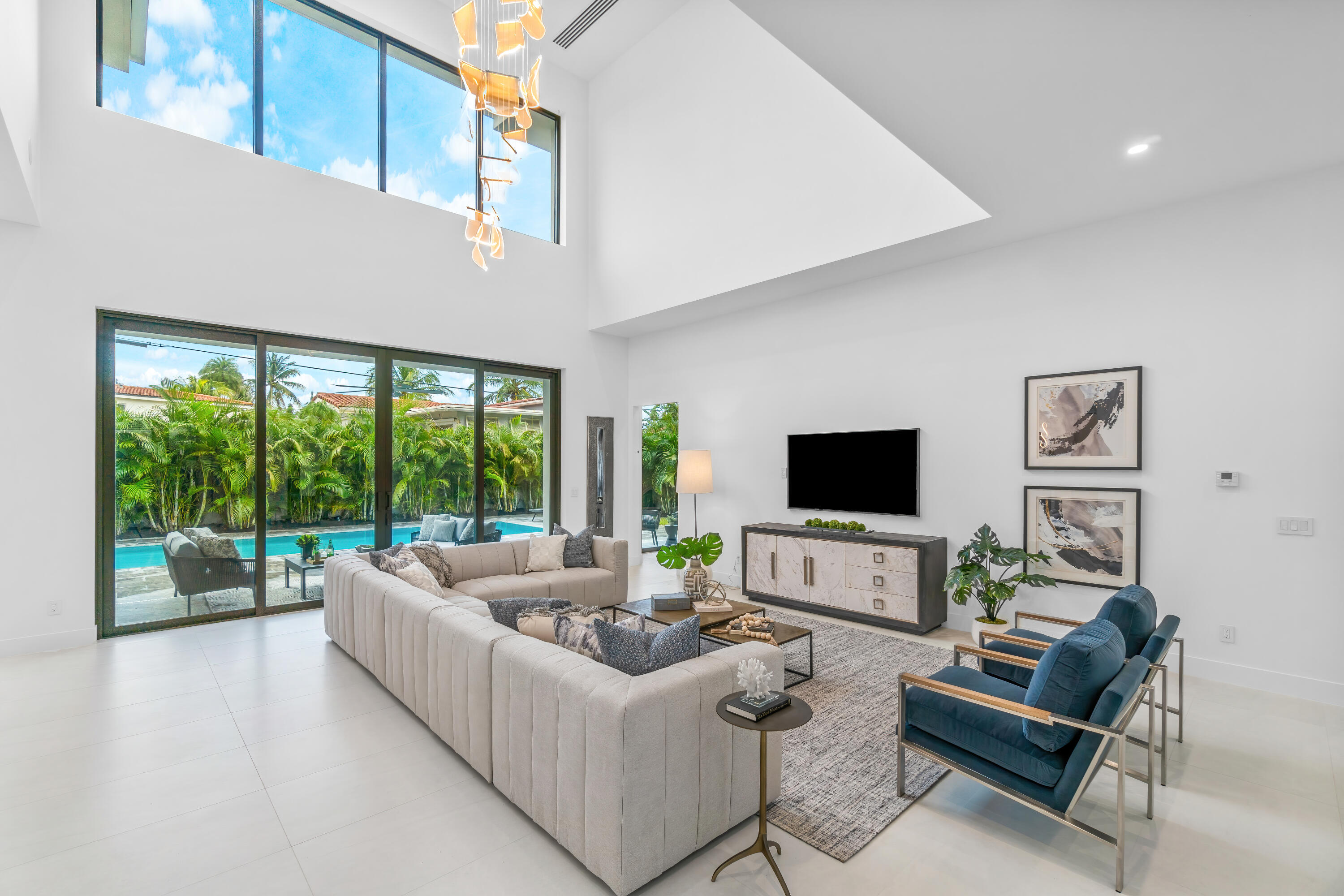 WHISEM UNIT B - Residential