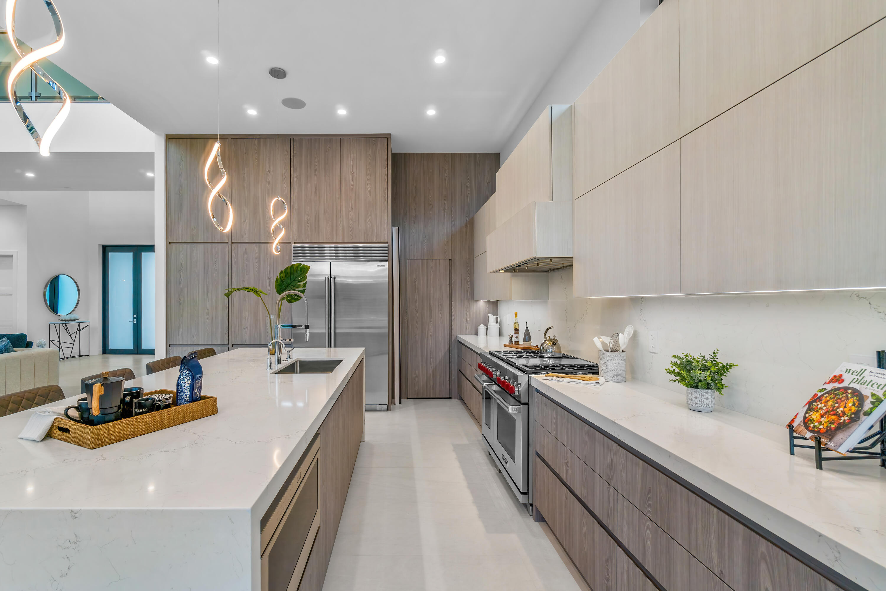 WHISEM UNIT B - Residential