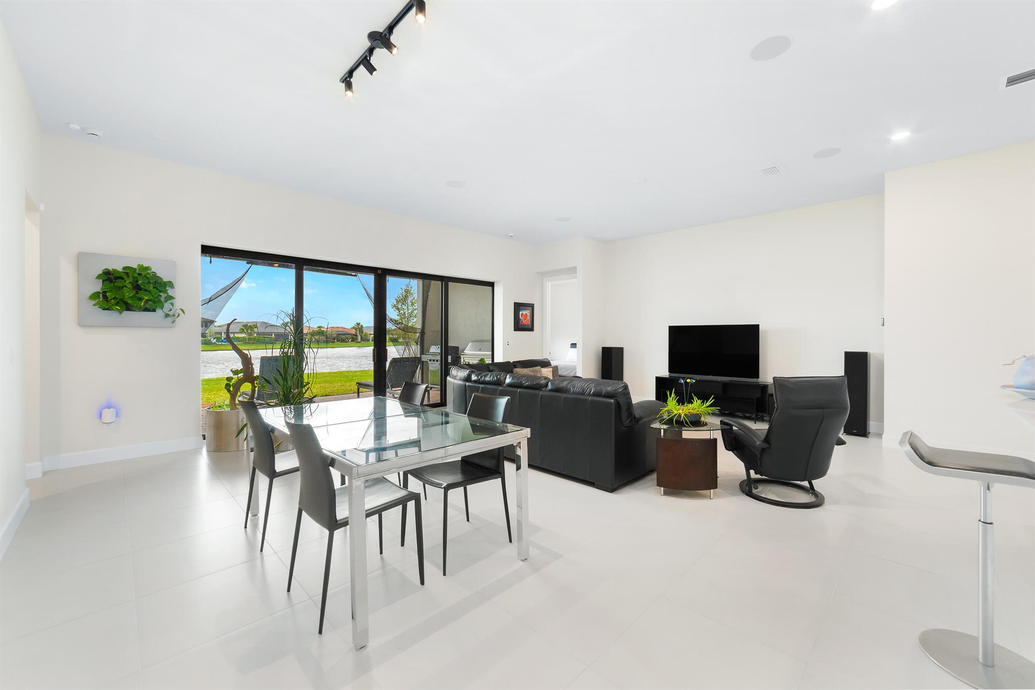 Veranda Gardens - Residential