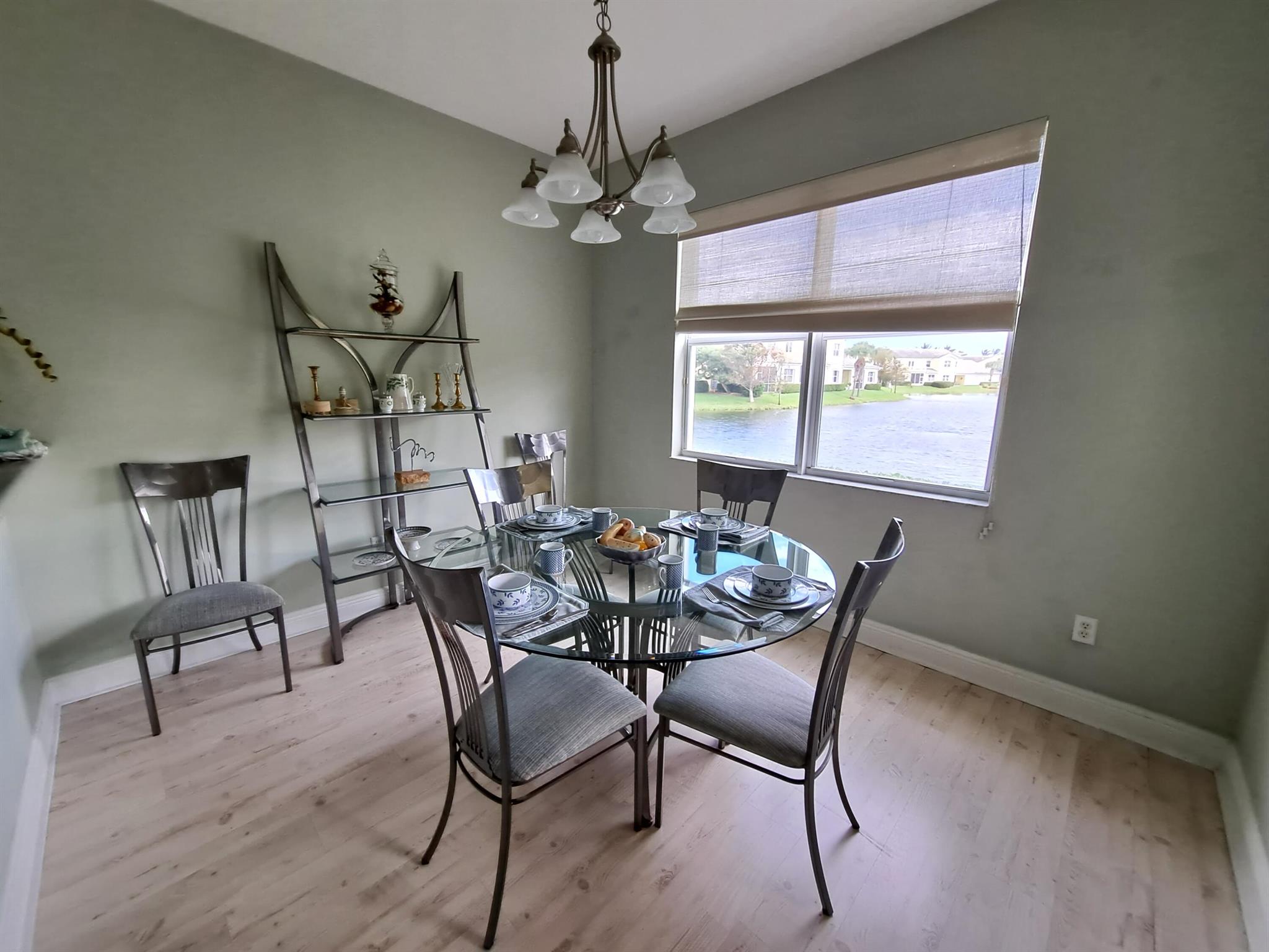 MARINER BAY - Residential Lease