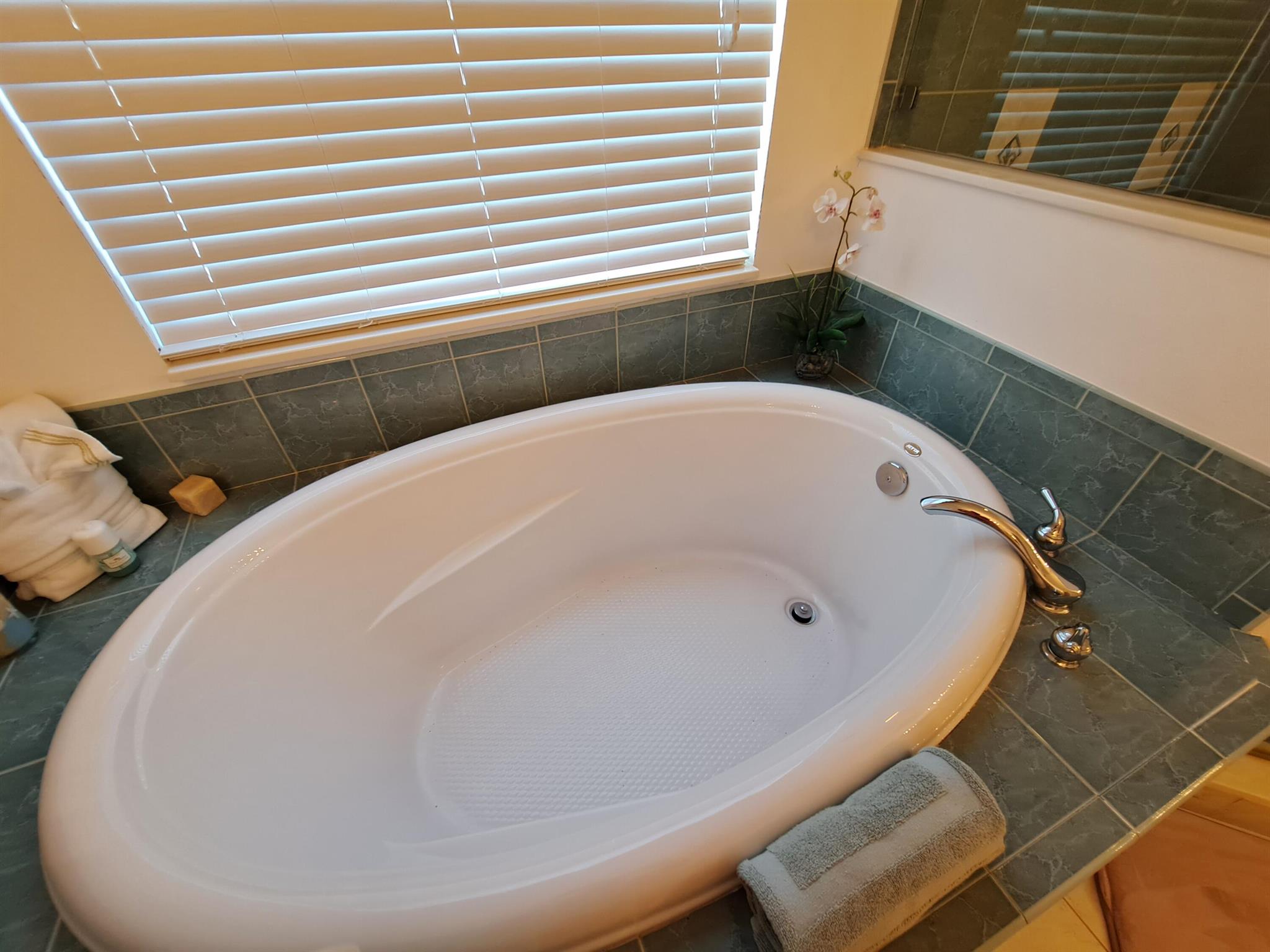 MARINER BAY - Residential Lease