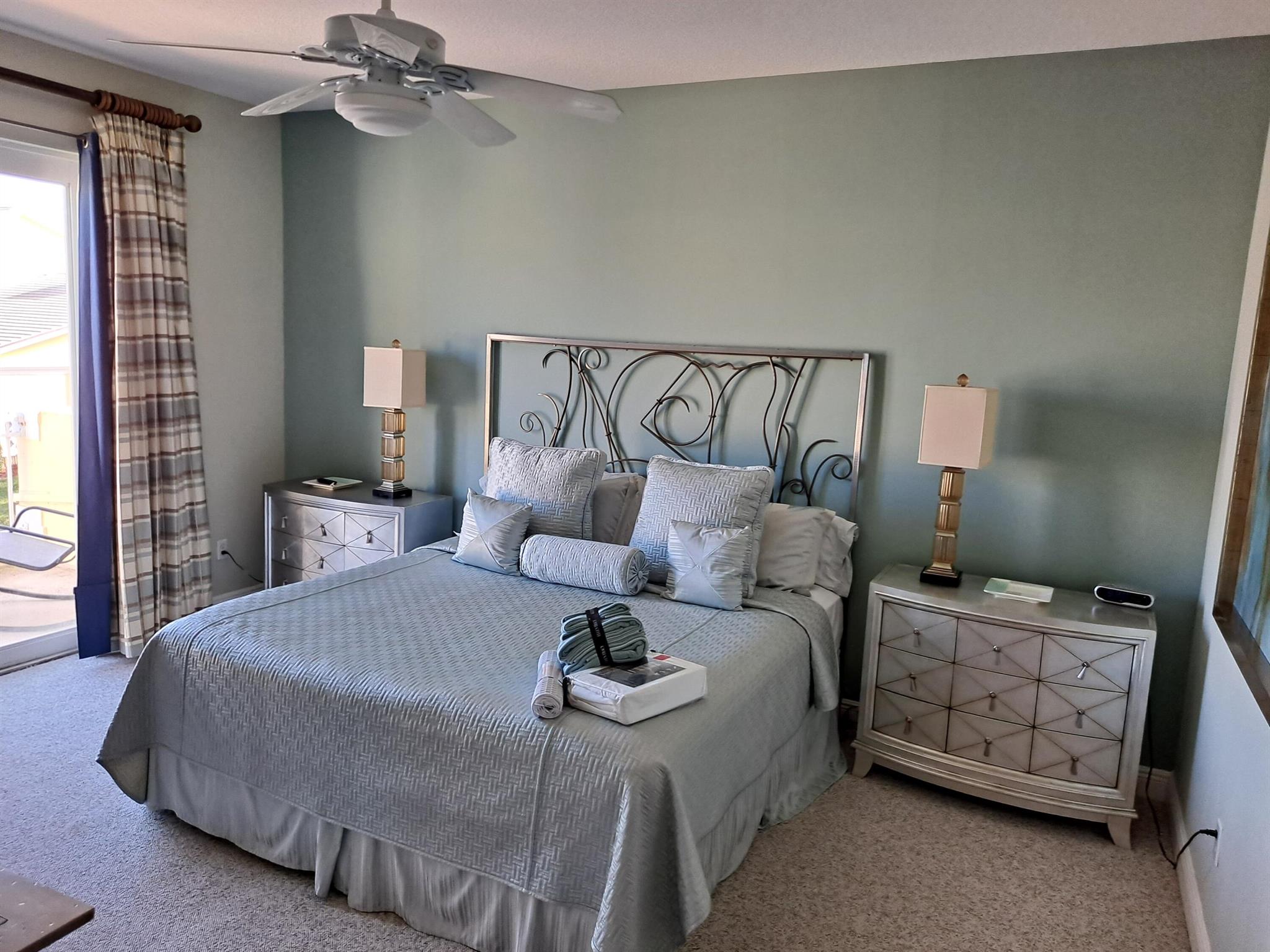 MARINER BAY - Residential Lease