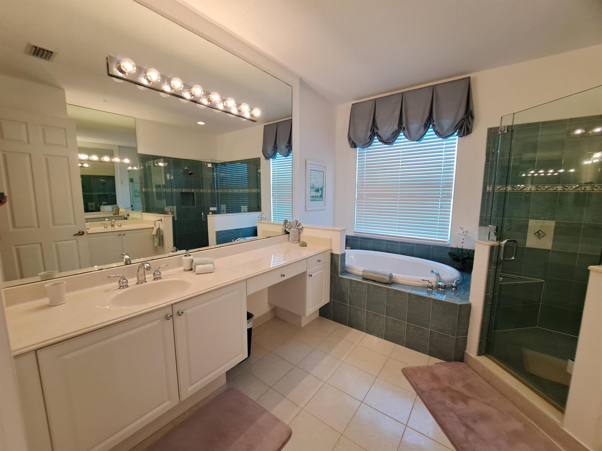 MARINER BAY - Residential Lease