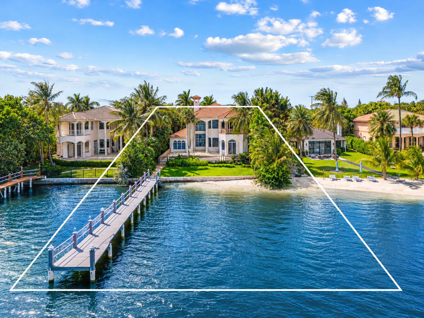 318 S Lake Drive