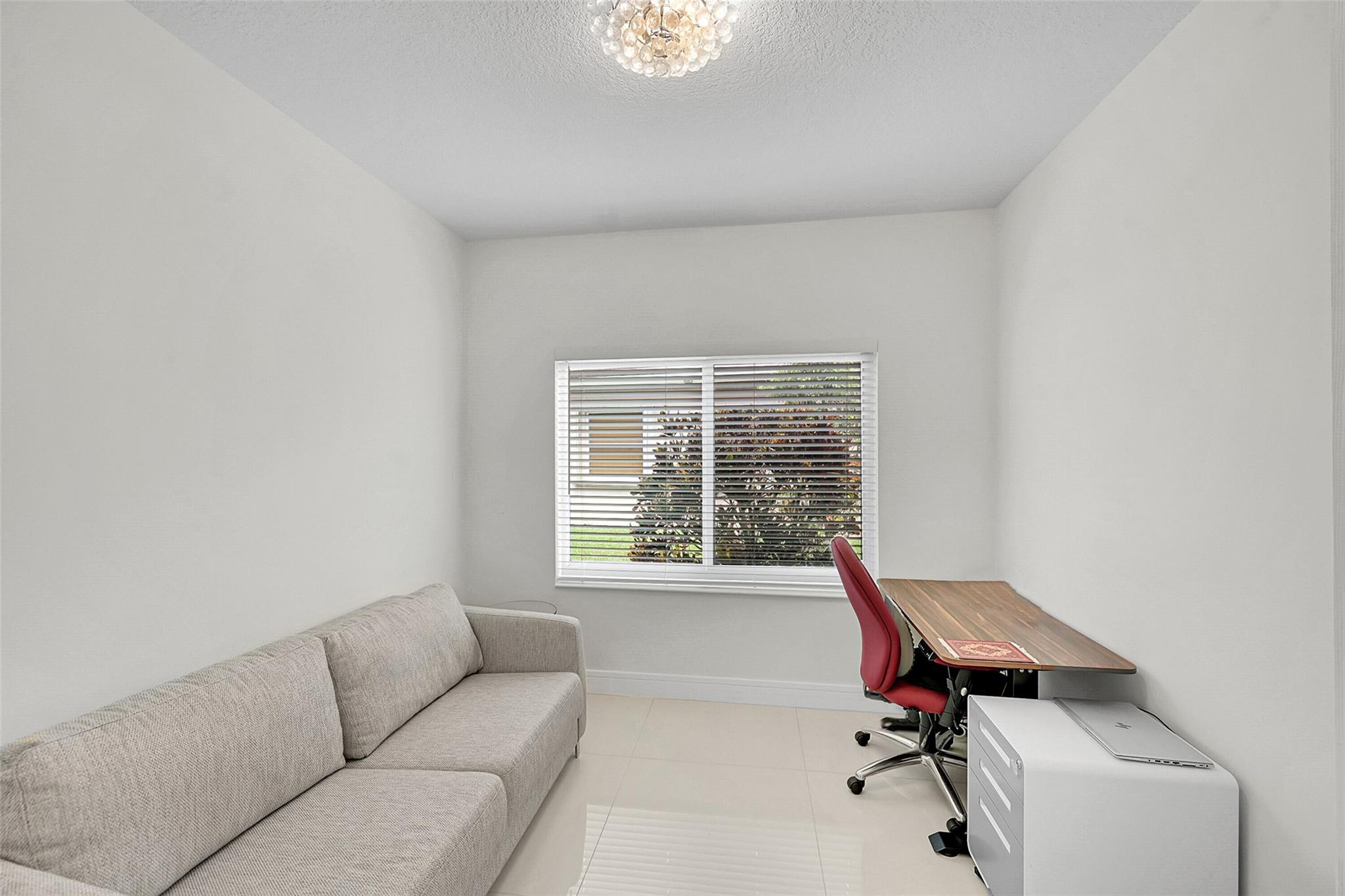 BOCA FALLS PAR J - Residential