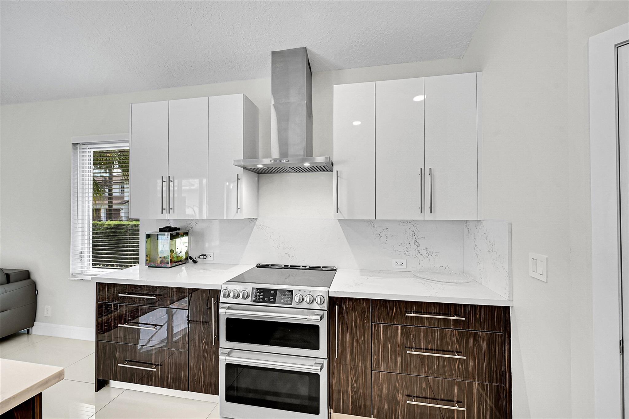 BOCA FALLS PAR J - Residential