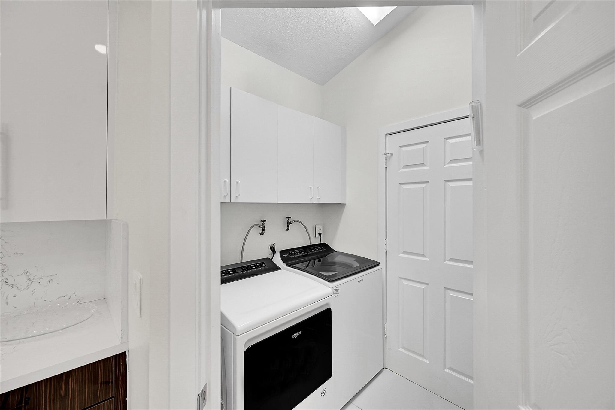 BOCA FALLS PAR J - Residential