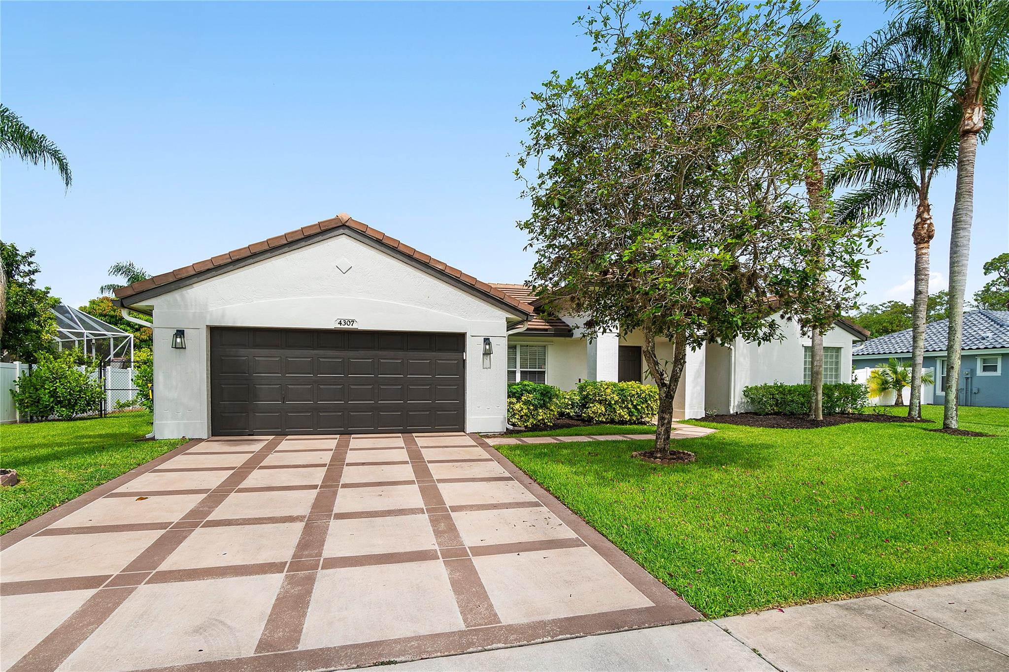 Properties 4307 Danielson Dr