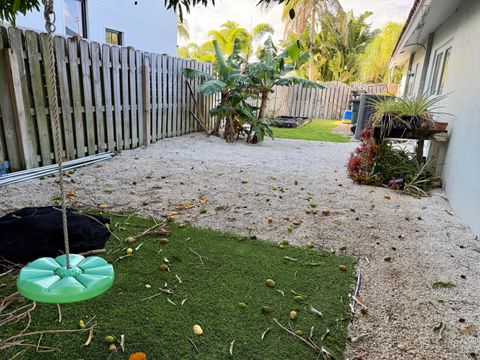 Tiny photo for 712 Forsyth Street, Boca Raton, FL 33487 (MLS # B26021535)