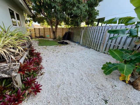 Tiny photo for 712 Forsyth Street, Boca Raton, FL 33487 (MLS # B26021535)