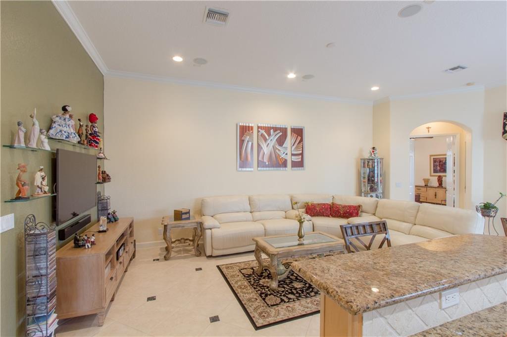 Heron Bay Central 171-23 - Residential
