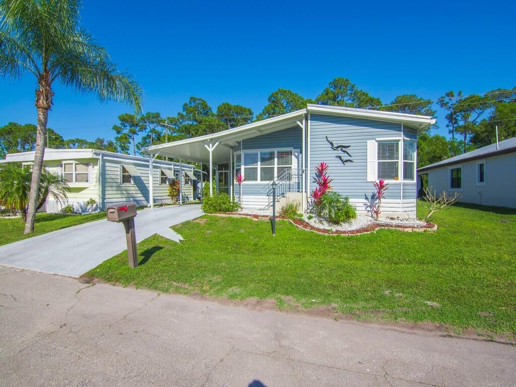 22 Mediterranean Boulevard E