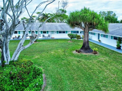 400 SW Golfview Terrace 111 Boynton Beach FL 33426