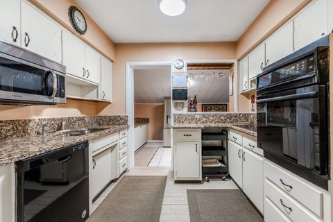 Tiny photo for 7111 Washington Avenue, Lake Worth, FL 33462 (MLS # B26010674)