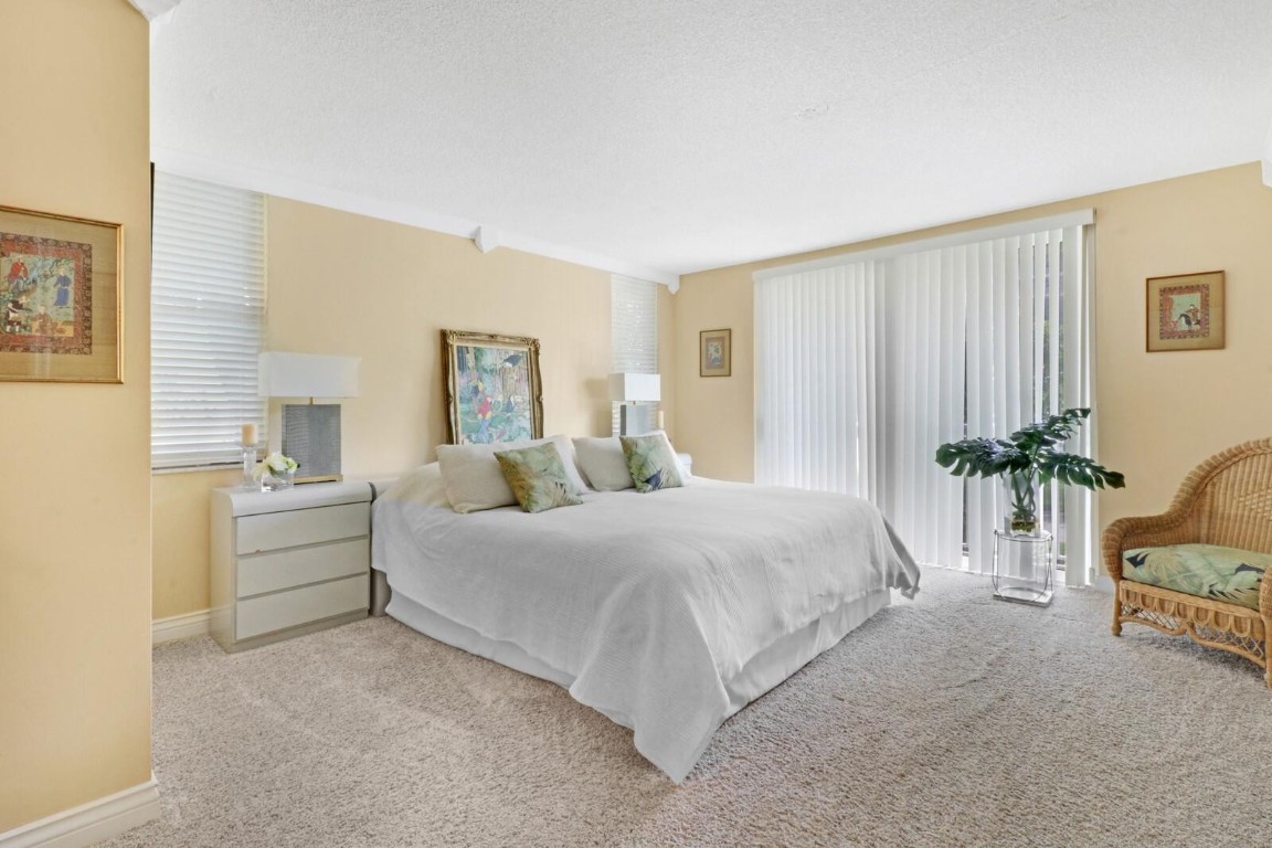 PALM AIRE - Residential