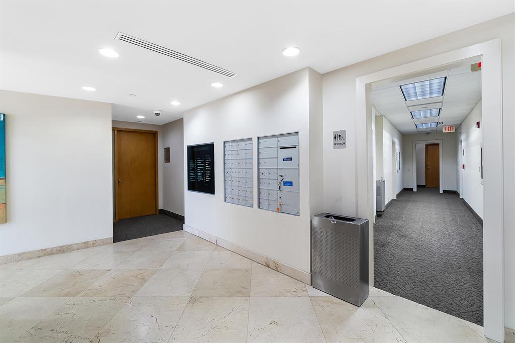 S/D OF 32-46-43 IN - Commercial Sale