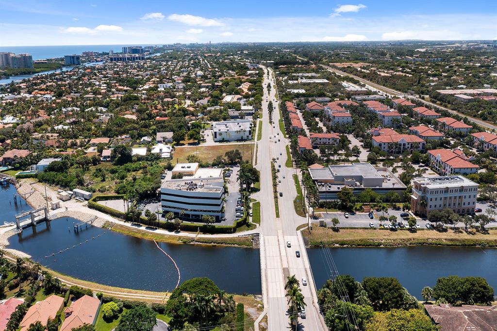 S/D OF 32-46-43 IN - Commercial Sale