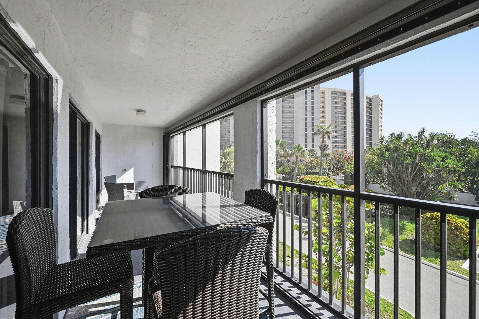 OCEAN TRAIL CONDO V - Residential