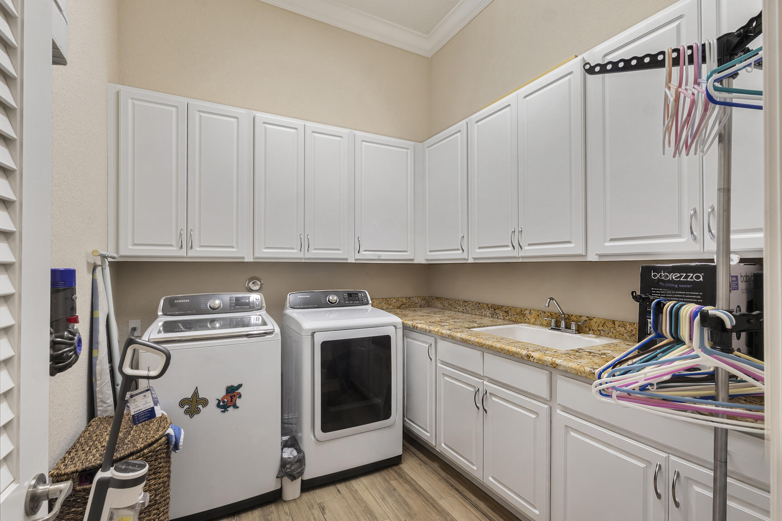 PALM MEADOWS ESTATES - Residential