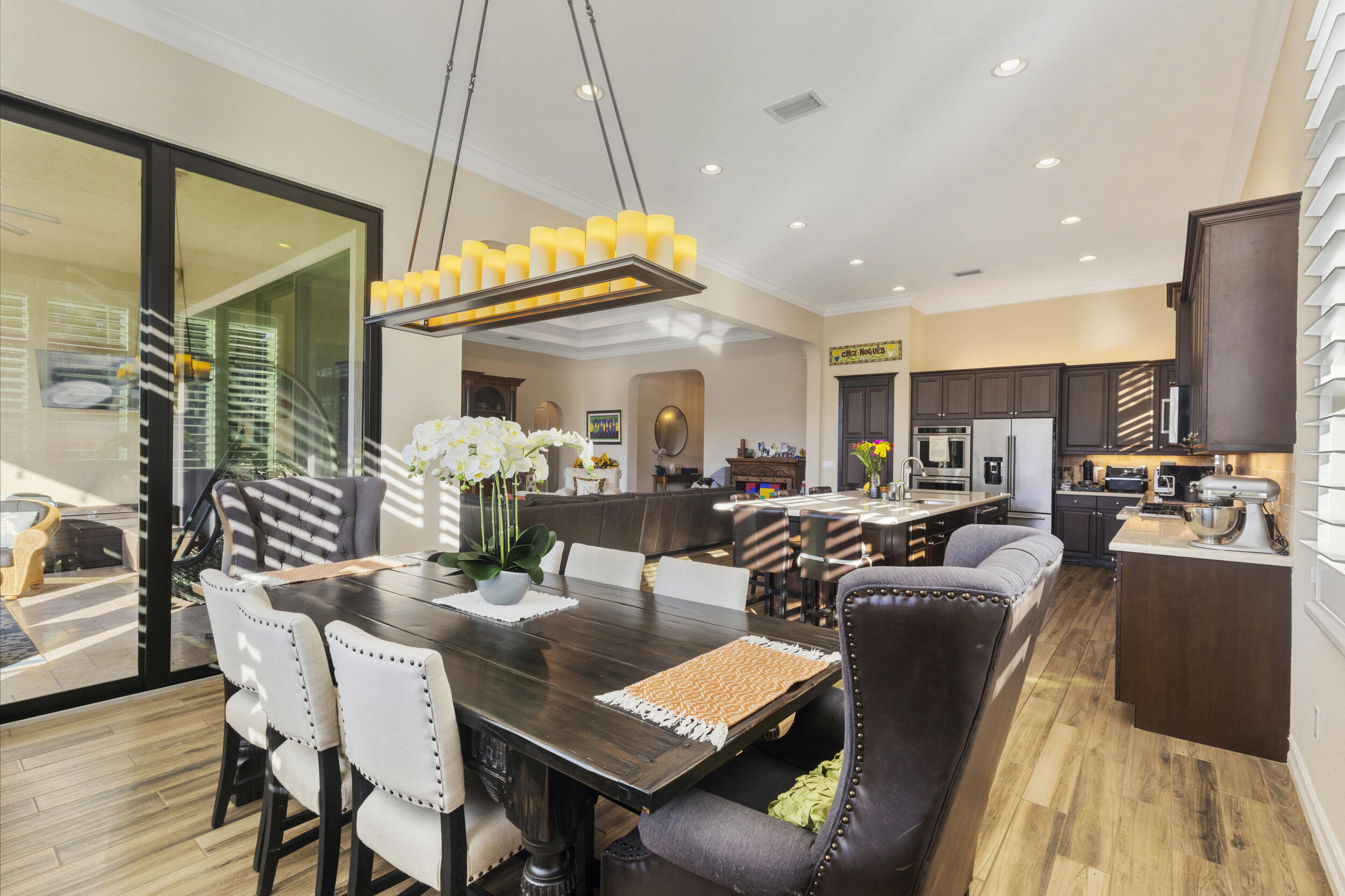 PALM MEADOWS ESTATES - Residential