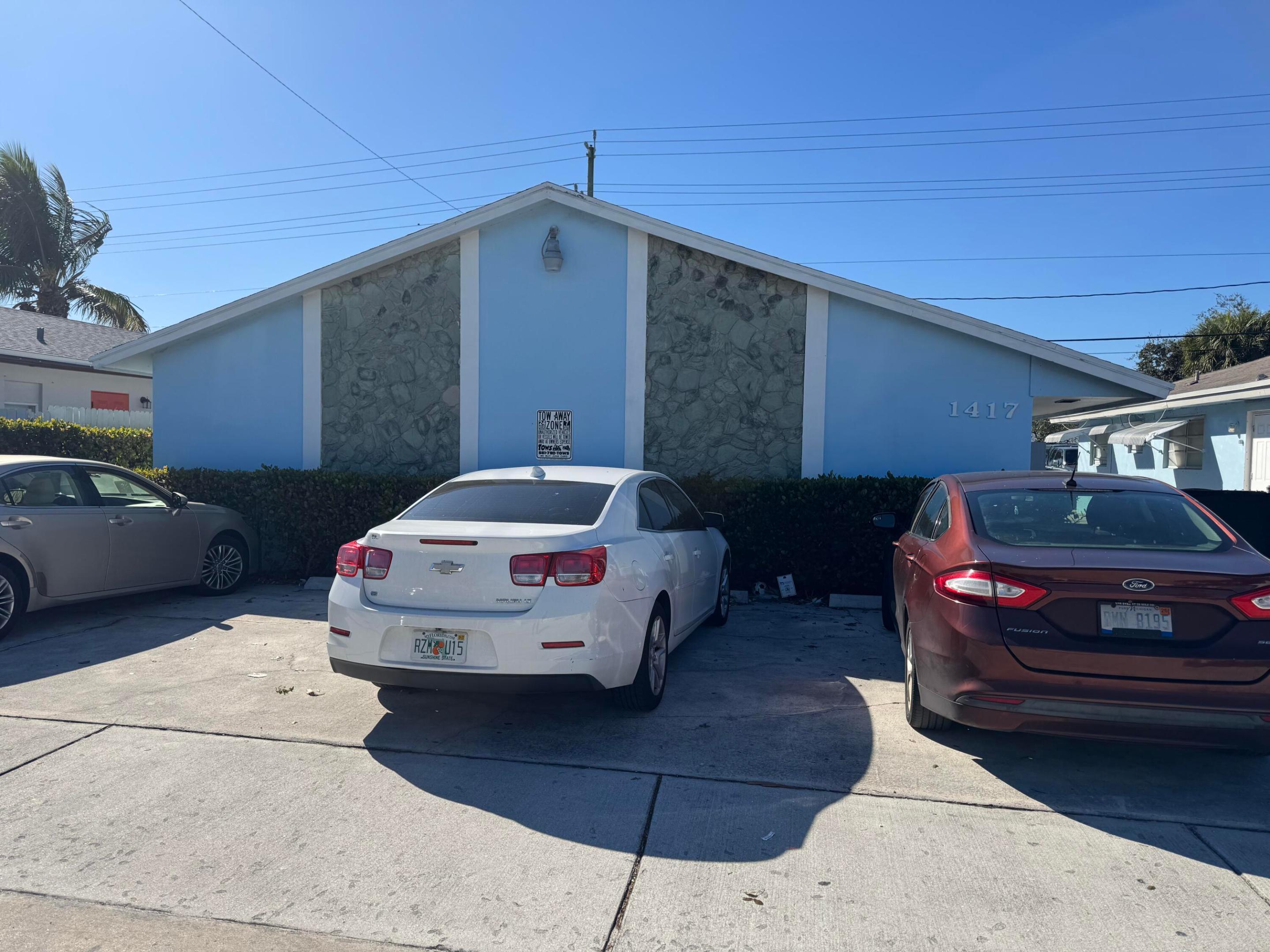 NORTH LAKE WORTH - Residential Lease