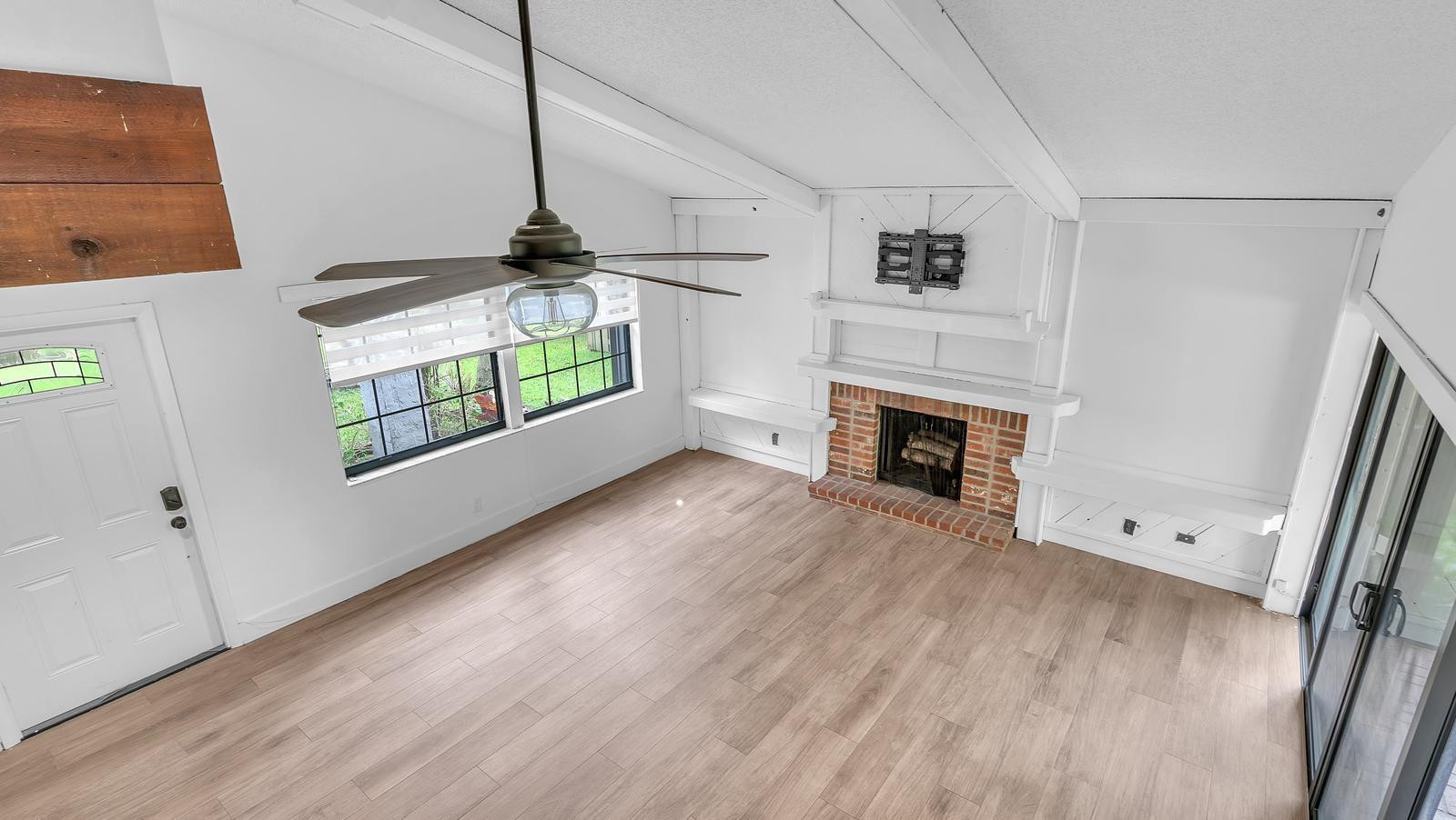 Stonebridge Ph 1 91-9 B - Residential Lease