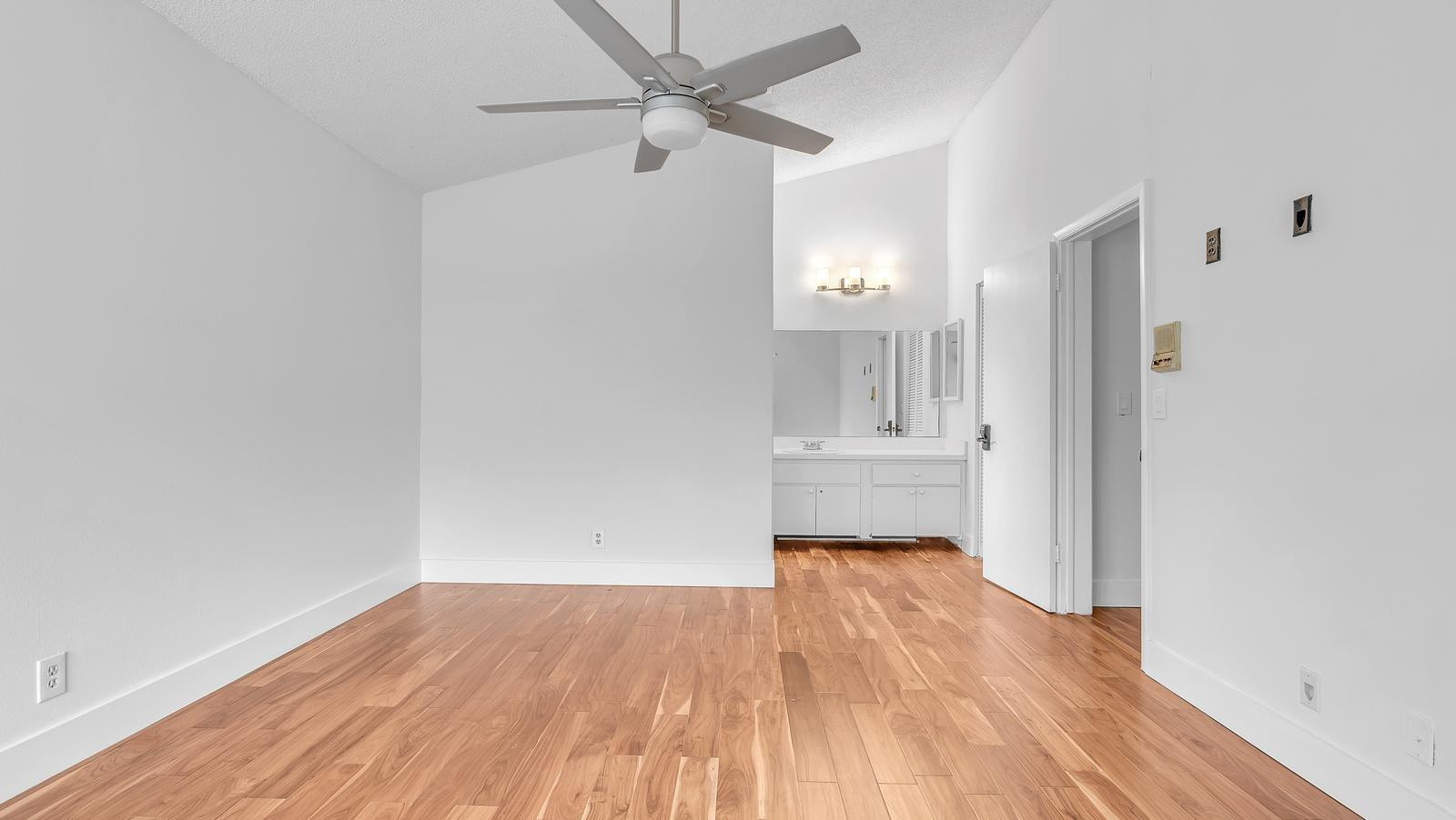 Stonebridge Ph 1 91-9 B - Residential Lease