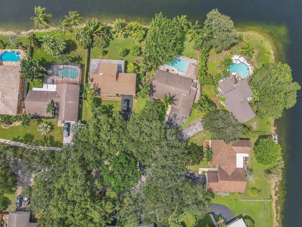 Photo of 12003 Flicker Way, Hollywood, FL 33026 (MLS # B26034528)
