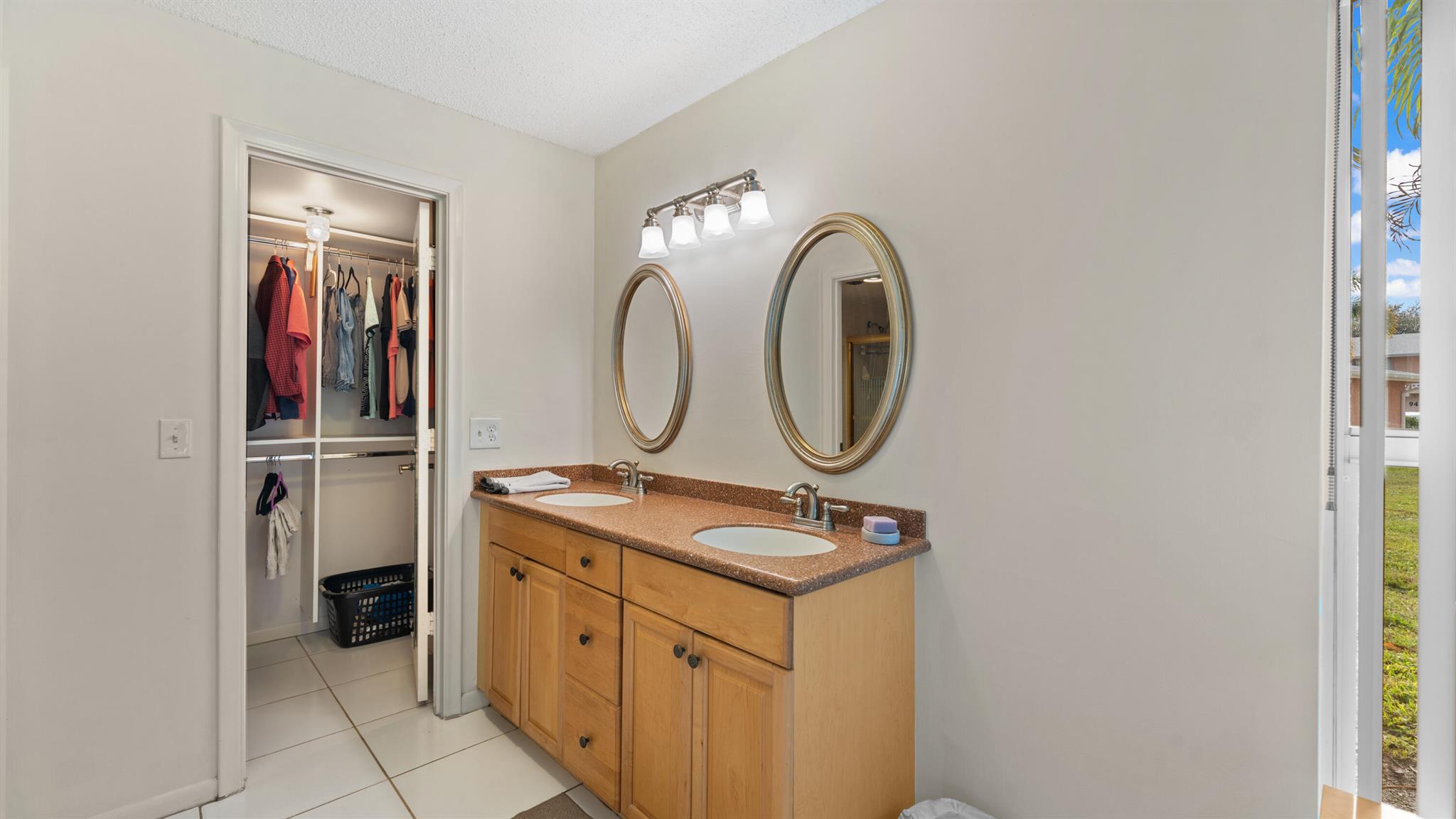 1630 NW 18th Avenue 101