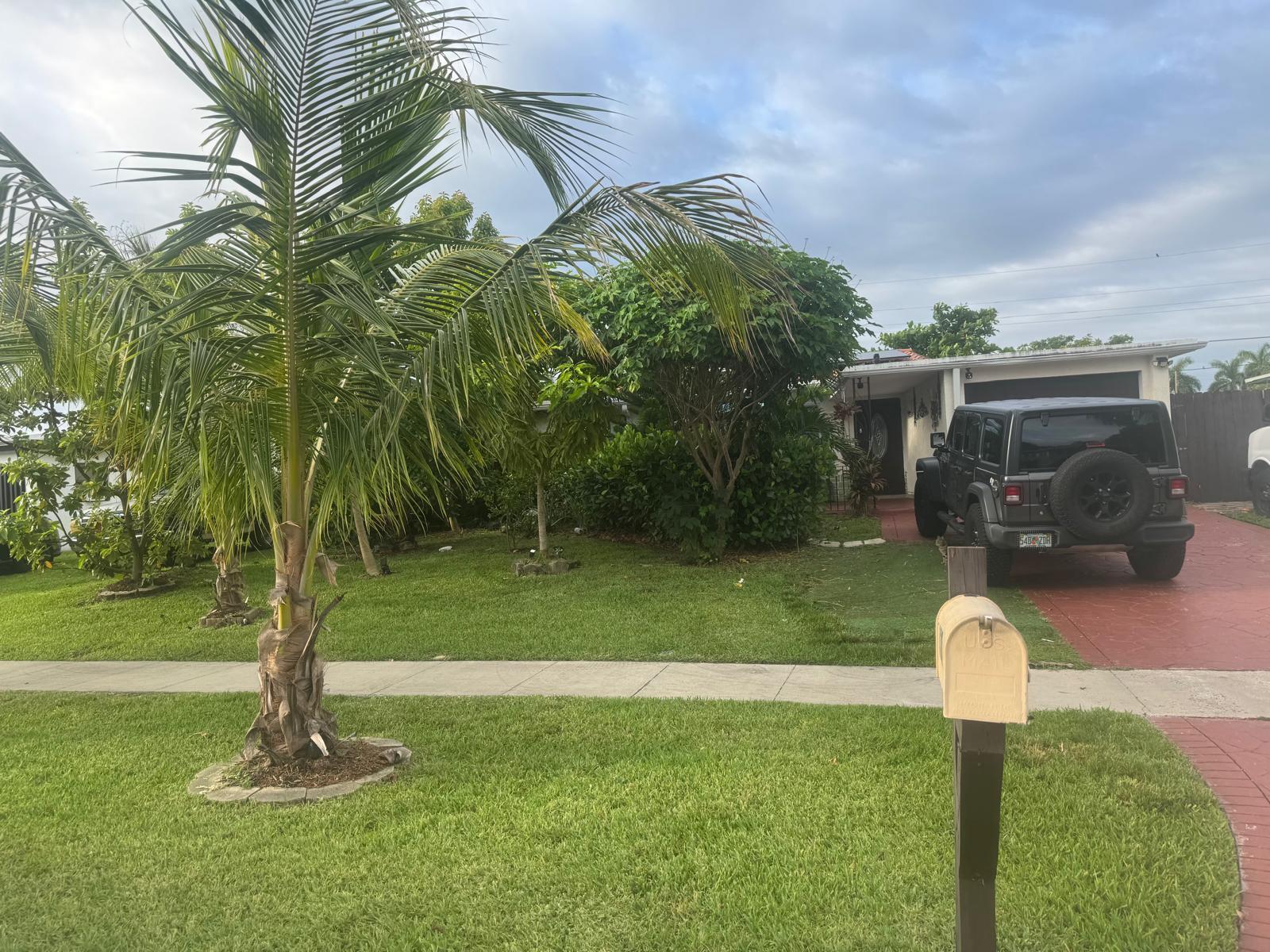 6218 NW 17th Street