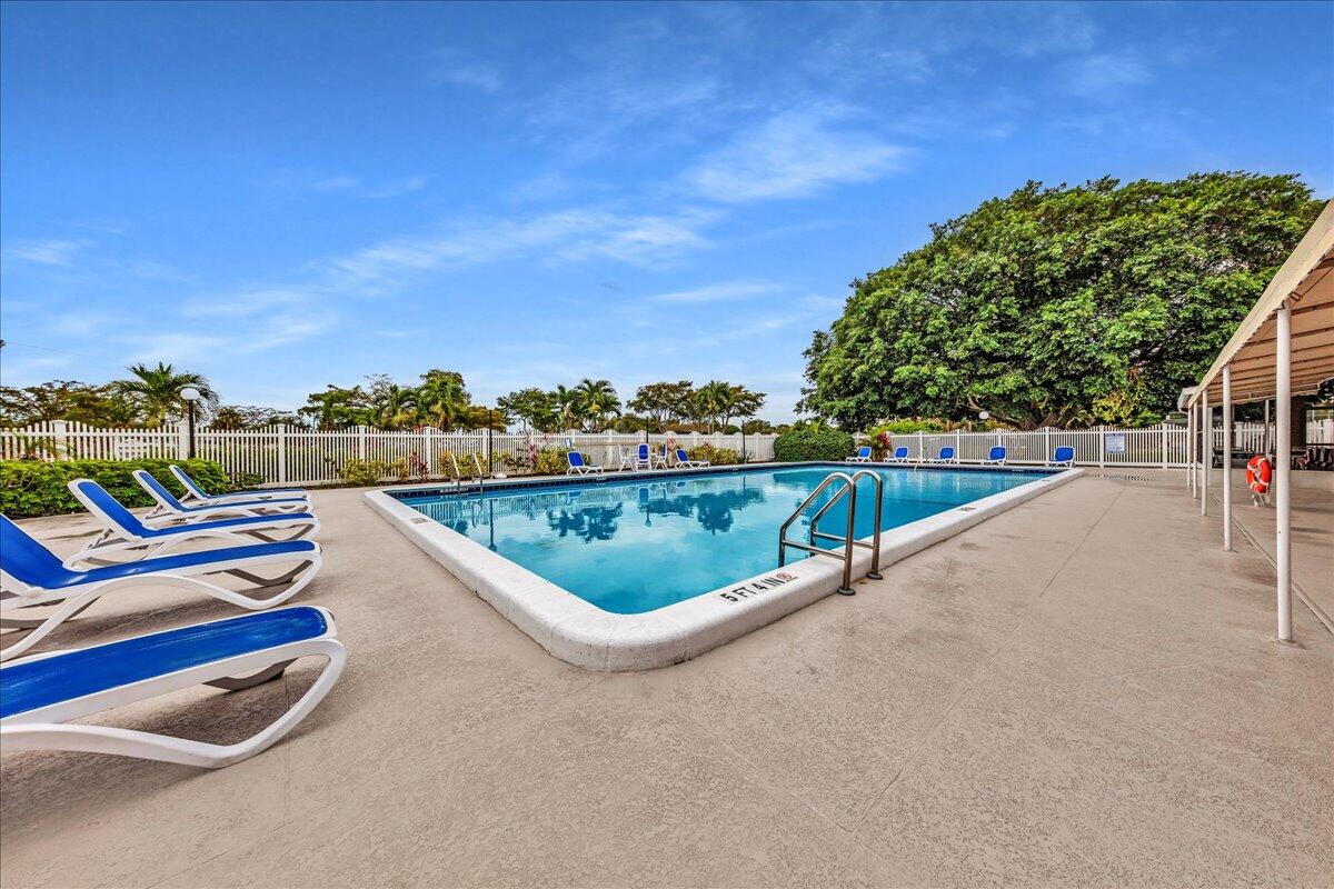 HIGHLAND MEADOWS ESTATES WEST - Residential