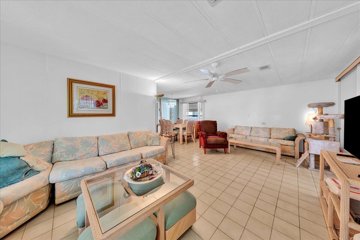 HIGHLAND MEADOWS ESTATES WEST - Residential