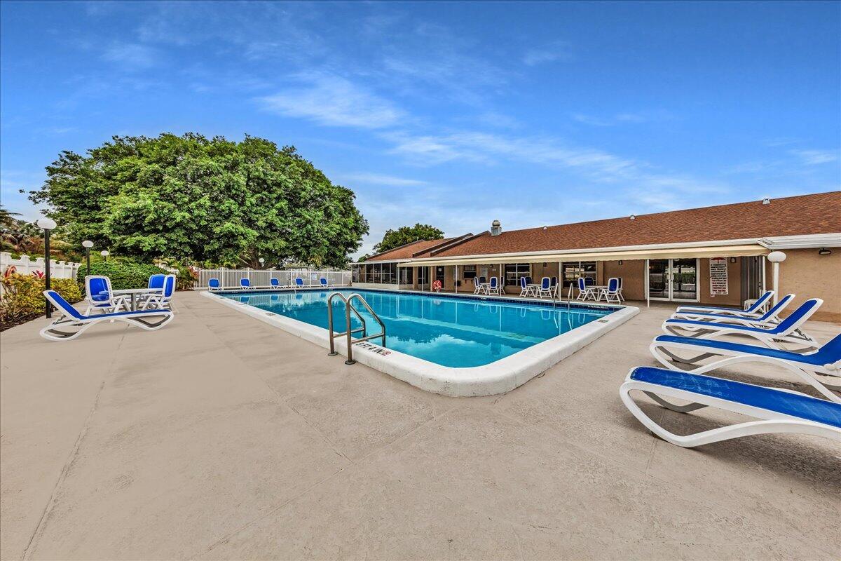 HIGHLAND MEADOWS ESTATES WEST - Residential