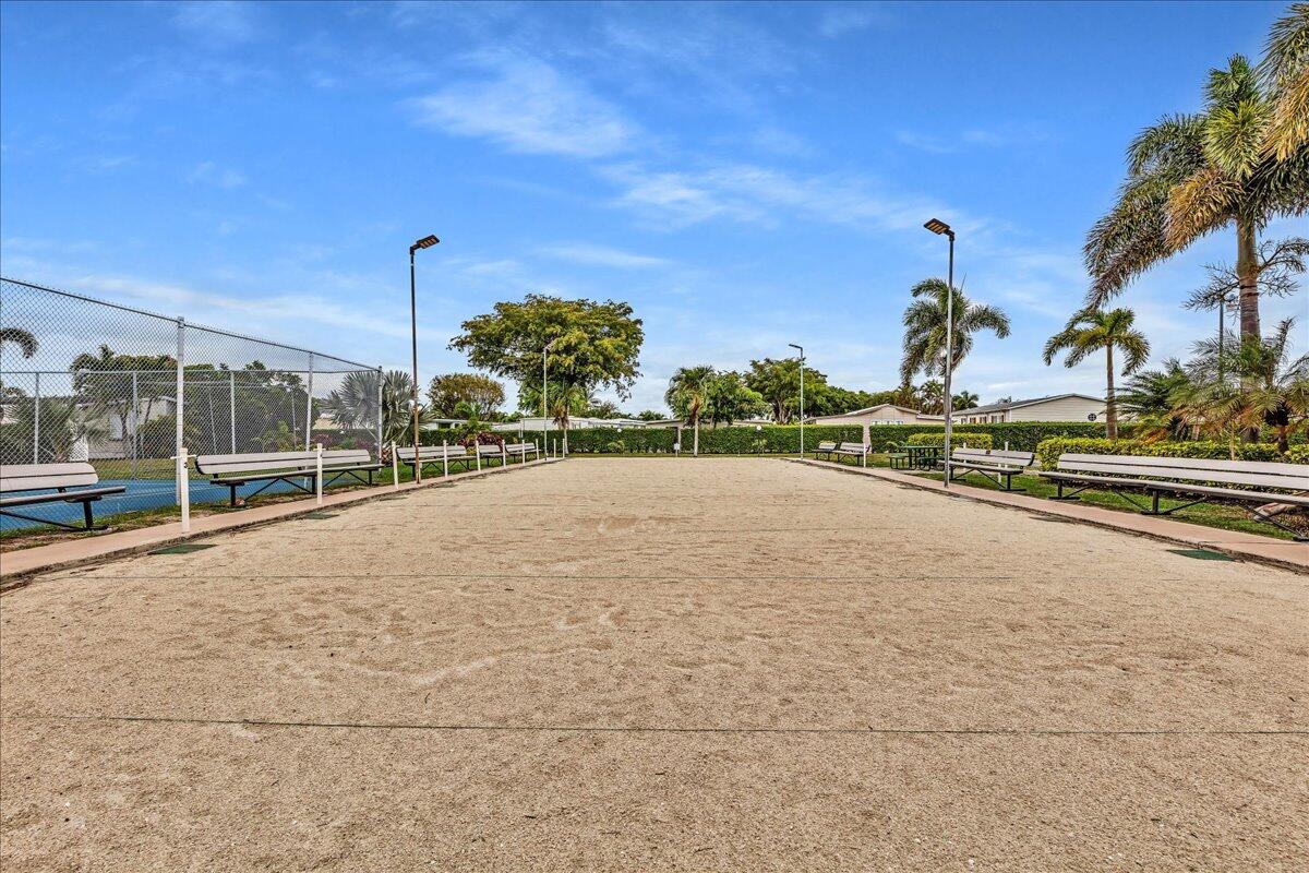 HIGHLAND MEADOWS ESTATES WEST - Residential