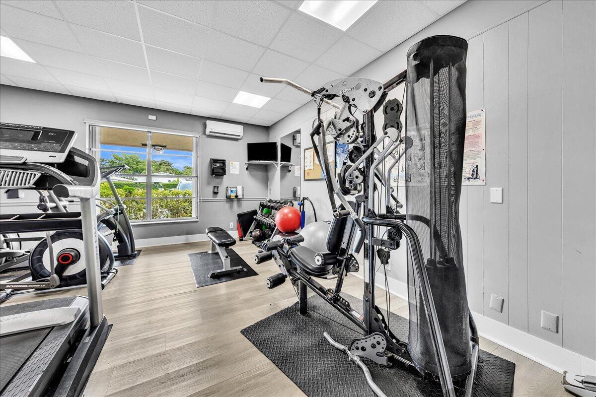 HIGHLAND MEADOWS ESTATES WEST - Residential