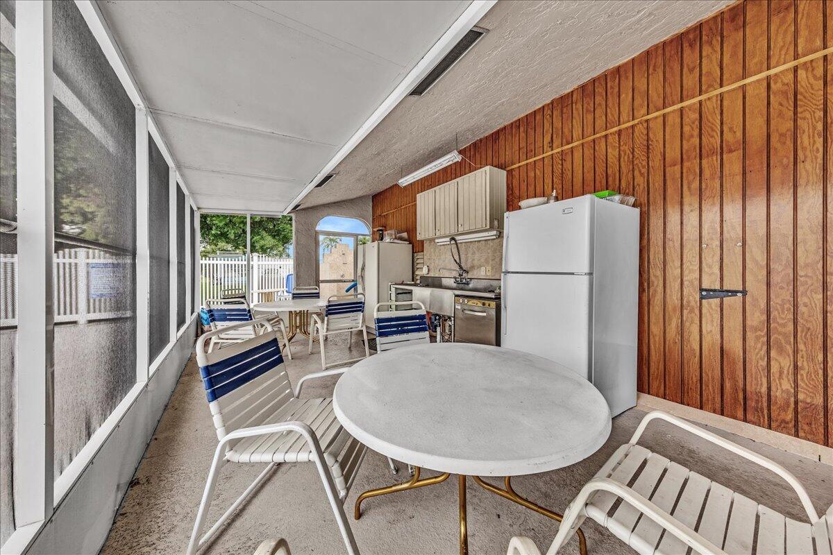 HIGHLAND MEADOWS ESTATES WEST - Residential