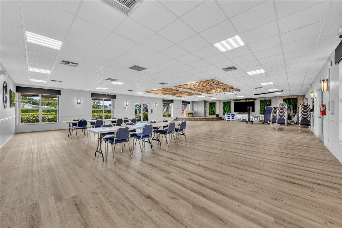 HIGHLAND MEADOWS ESTATES WEST - Residential