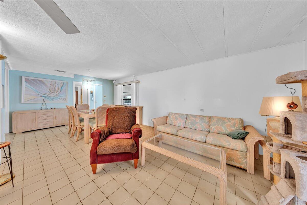 HIGHLAND MEADOWS ESTATES WEST - Residential