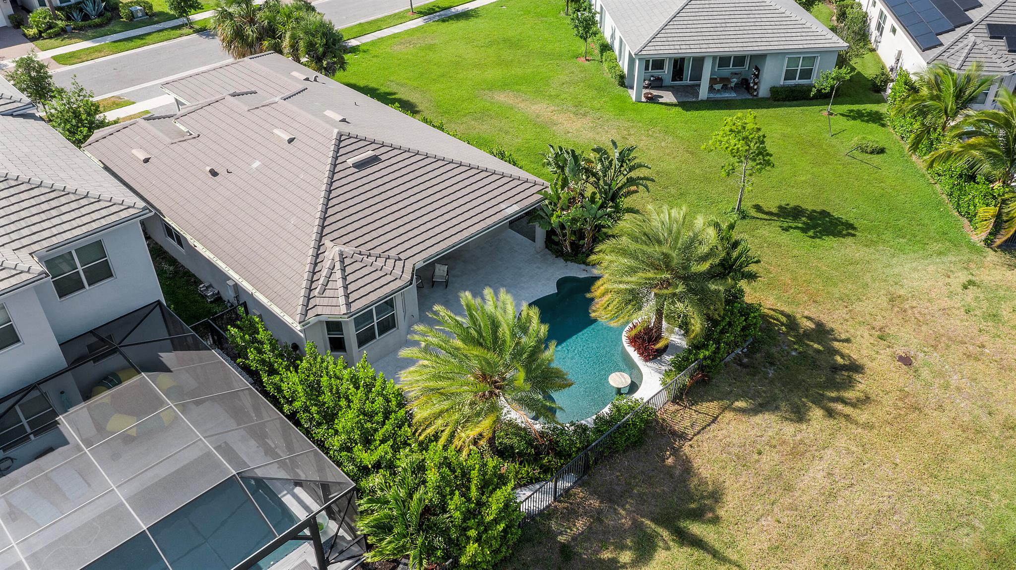 HAMMOCKS OF WESTLAKE - Residential