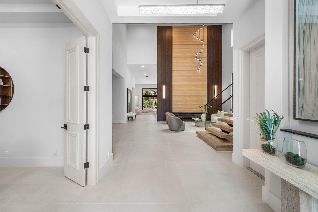 17931 LAKE AZURE Way