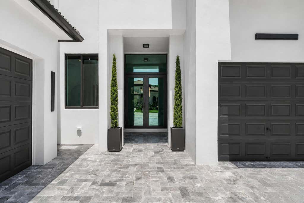 Photo of 17931 LAKE AZURE Way, Boca Raton, FL 33496 (MLS # B26066207)